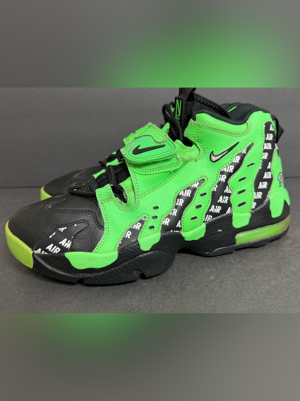 Nike Air Diamond Turf Max '96 Rage Green Men's Size 11 AQ5100-300 Deion Sanders